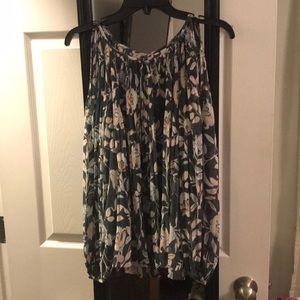 XL Lauren Conrad cold shoulder blouse